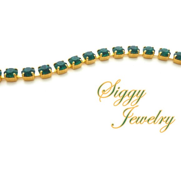 Emerald Green Tennis Bracelet made with Genuine Swarovski crystals Gold Finish - Picture 8 of 10